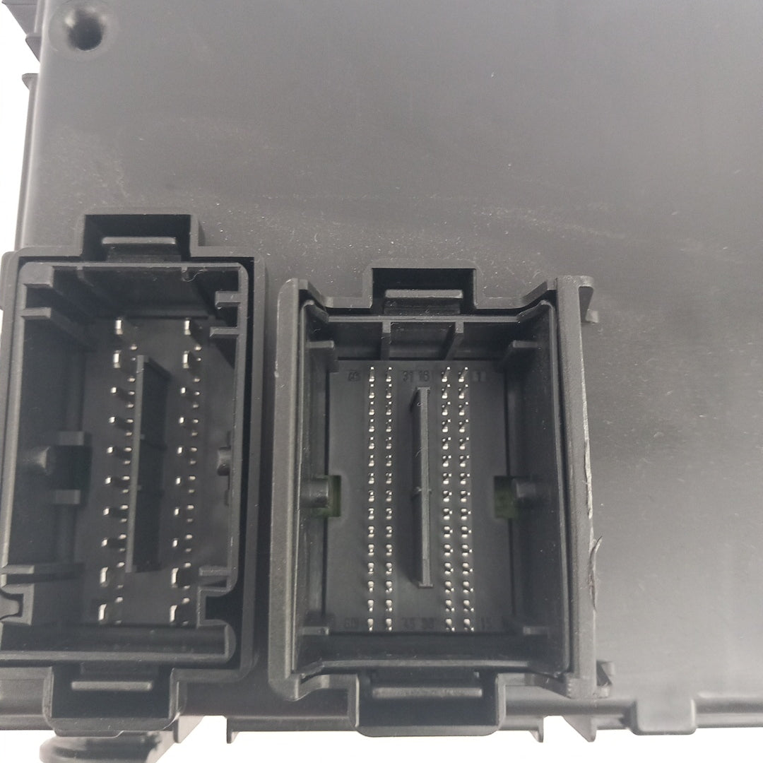 Бушониера табло RHD LQ Opel Meriva B 1,4 Turbo A14NEL