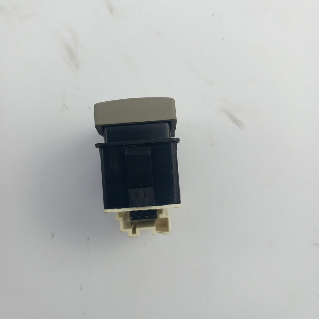 Копче люк Titanium Bright JJ Opel Meriva B