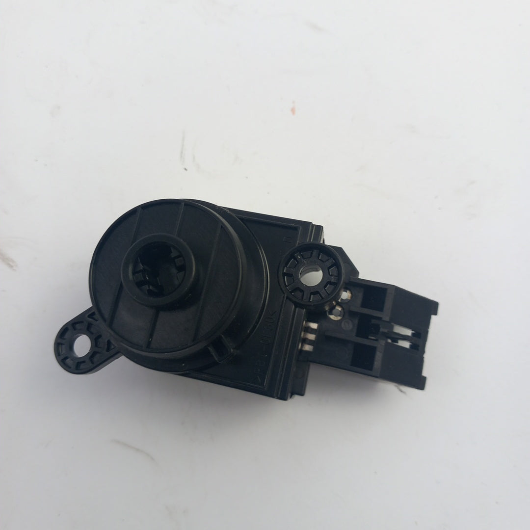 Контактен ключ превключвател запалване Opel Meriva B