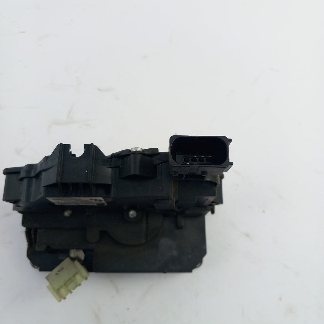 Брава централно заключване предна лява врата RHD Opel Meriva B