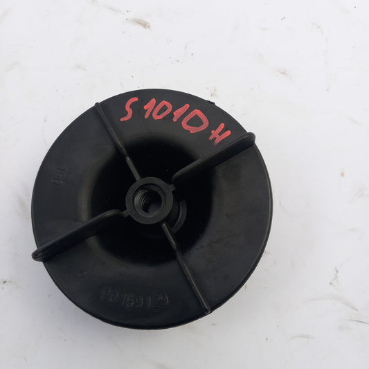 Гайка капачка резервна гума Opel Meriva B