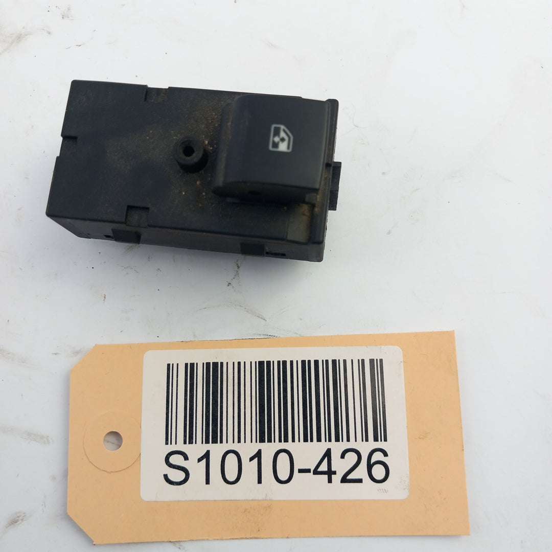 Бутон ел. стъкла задна врата лява / дясна черно HX Opel Meriva B