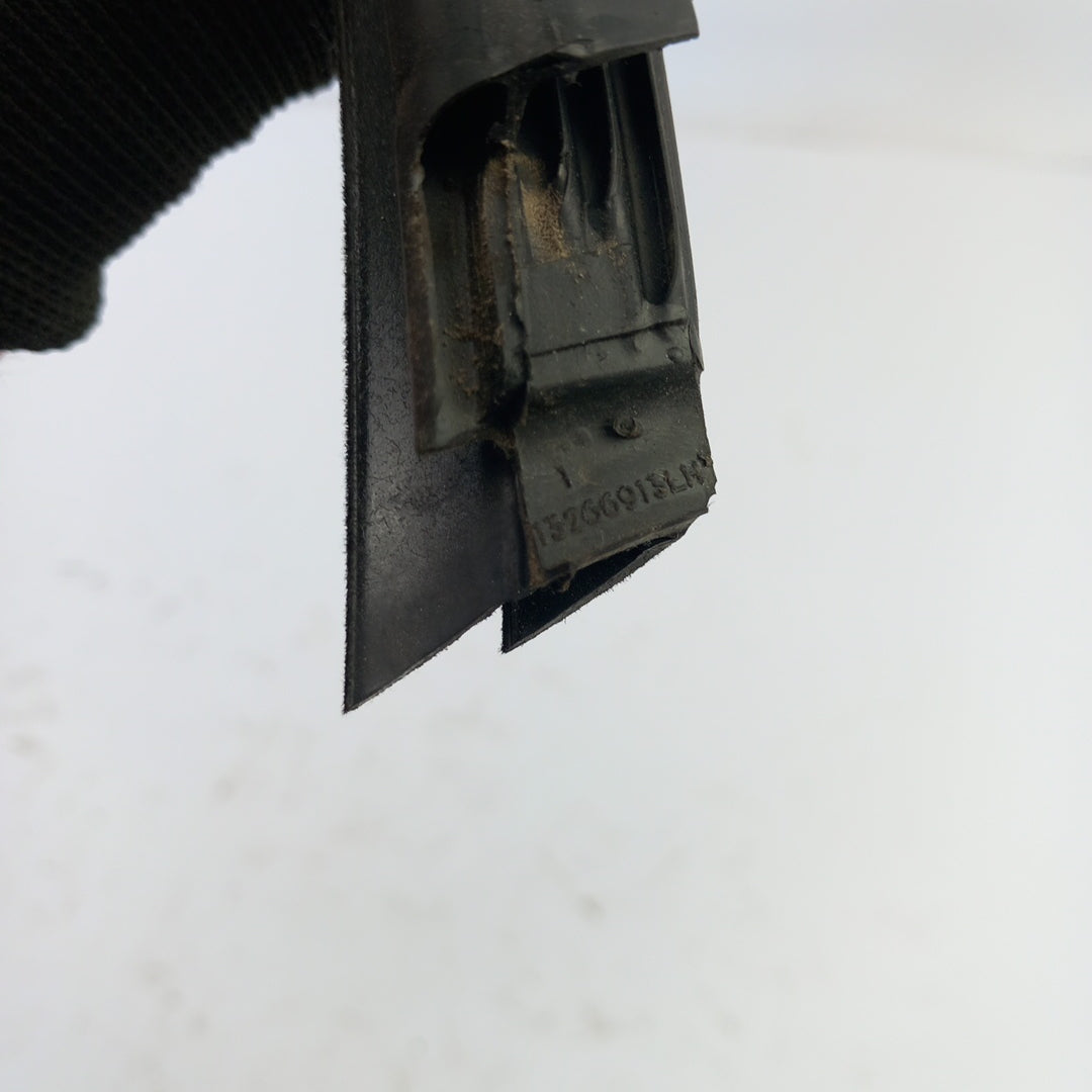 Лайстна стъкло на врата предна лява вътрешна Opel Meriva B