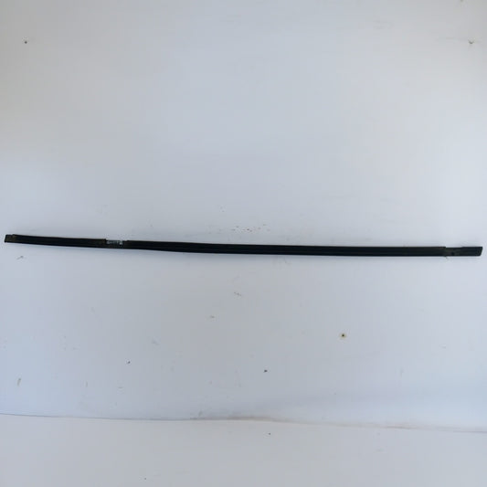 Лайстна стъкло на врата предна дясна външна Opel Meriva B