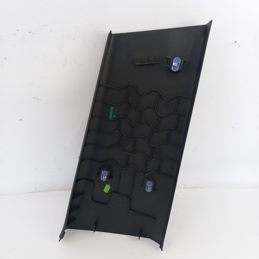 Кора средна колона лява долна черно Opel Meriva B