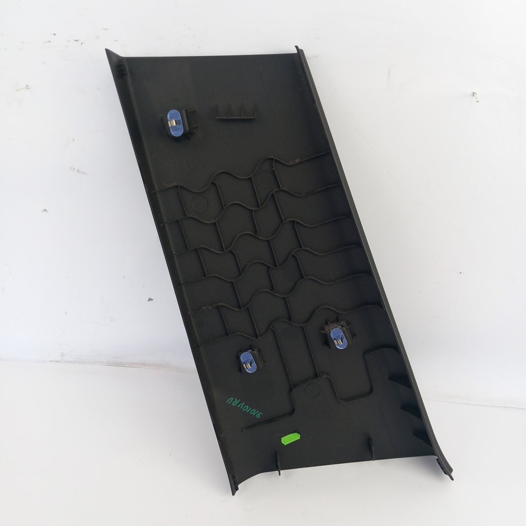 Кора средна колона дясна долна черно Opel Meriva B