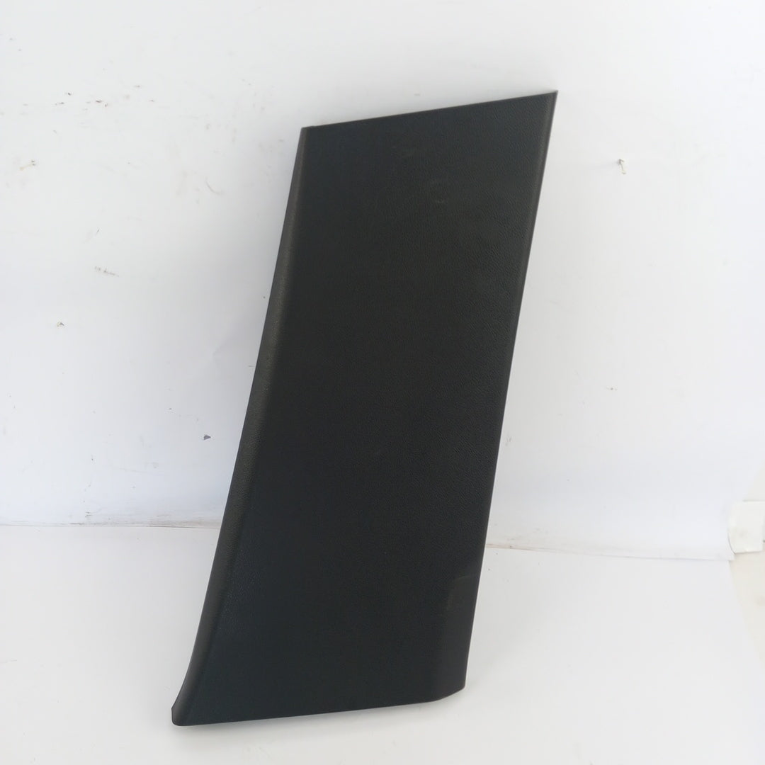 Кора средна колона дясна долна черно Opel Meriva B