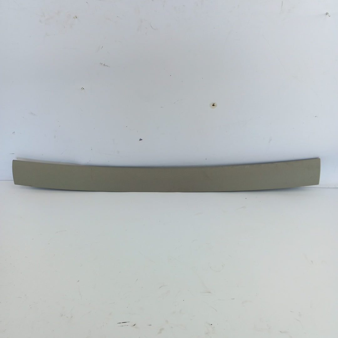 Пластмаса капак багажник горна средна Titanium Bright Opel Meriva B