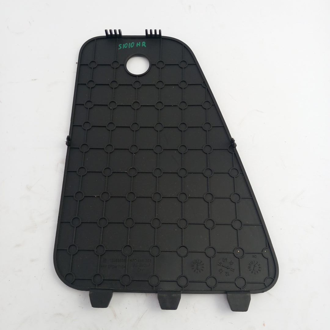 Капак кора багажник лява стена черно Opel Meriva B