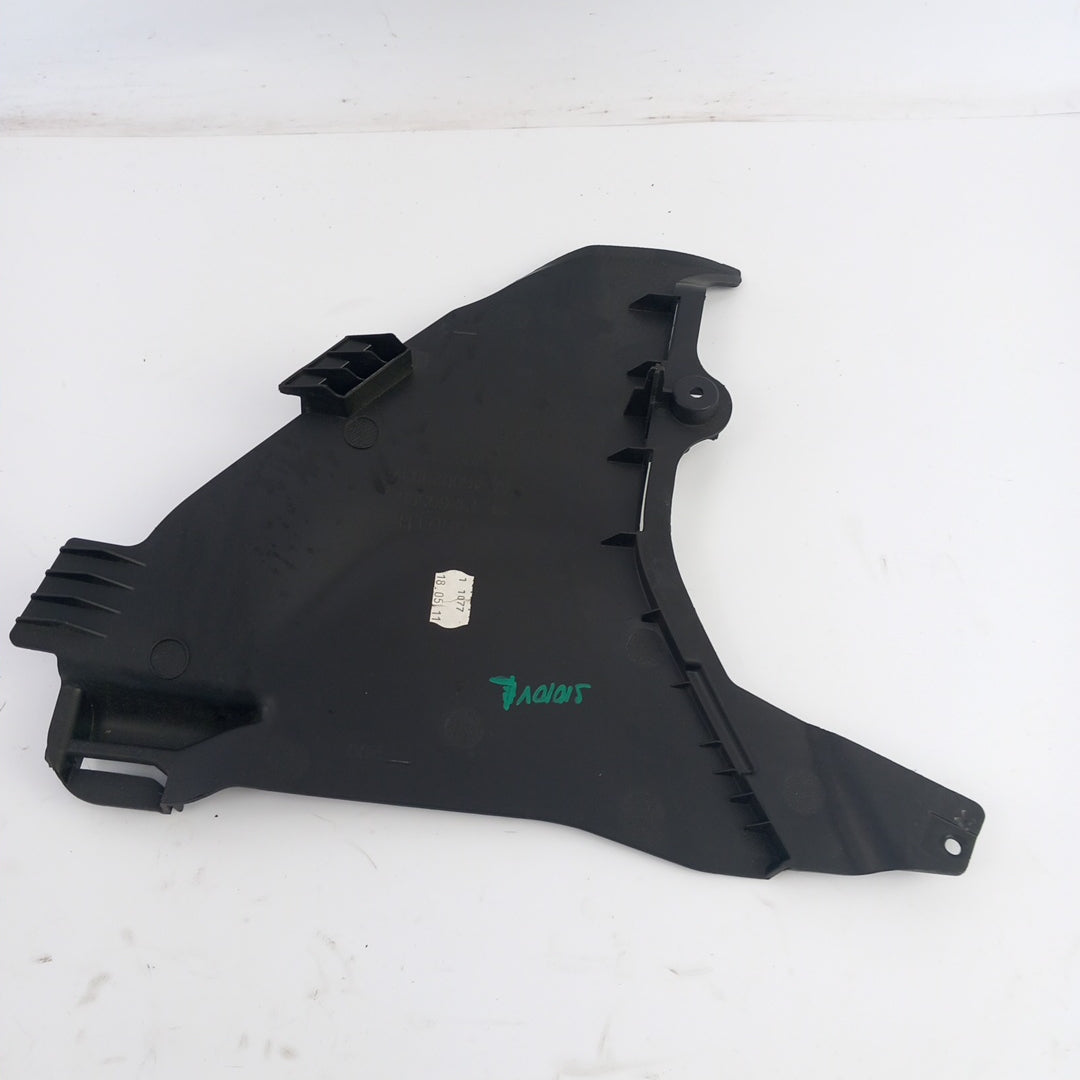 Капак пластмаса вътре ляв преден Opel Meriva B 1,4 Turbo