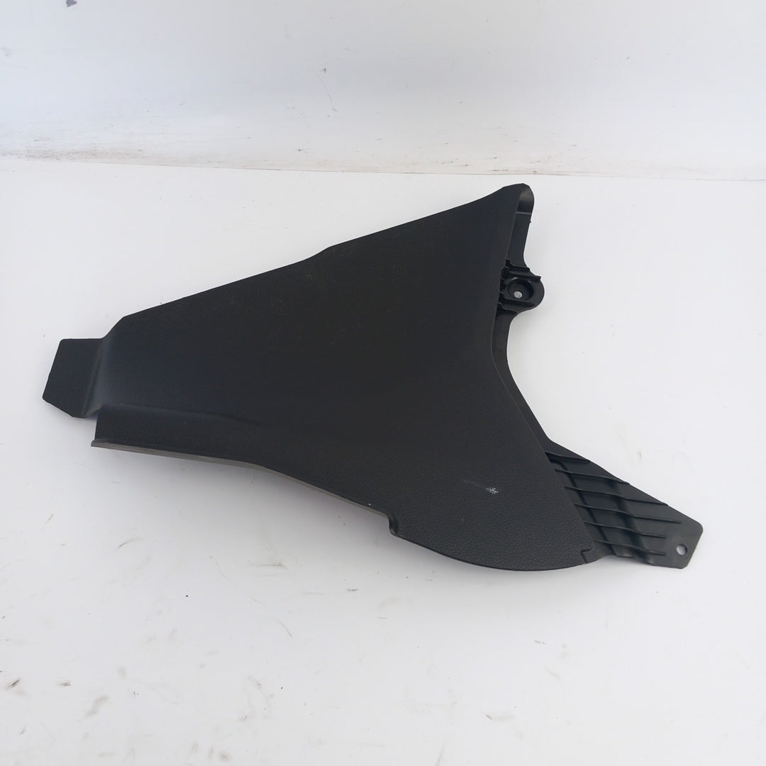 Капак пластмаса вътре десен преден Opel Meriva B 1,4 Turbo