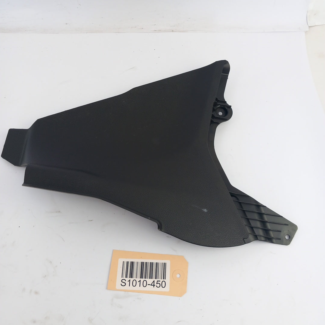 Капак пластмаса вътре десен преден Opel Meriva B 1,4 Turbo