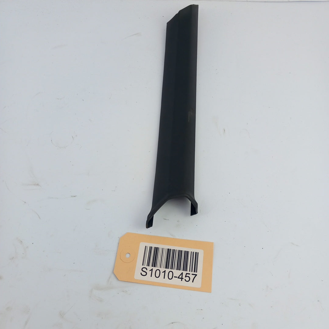 Лайстна стъкло на врата предна дясна вътрешна Opel Meriva B