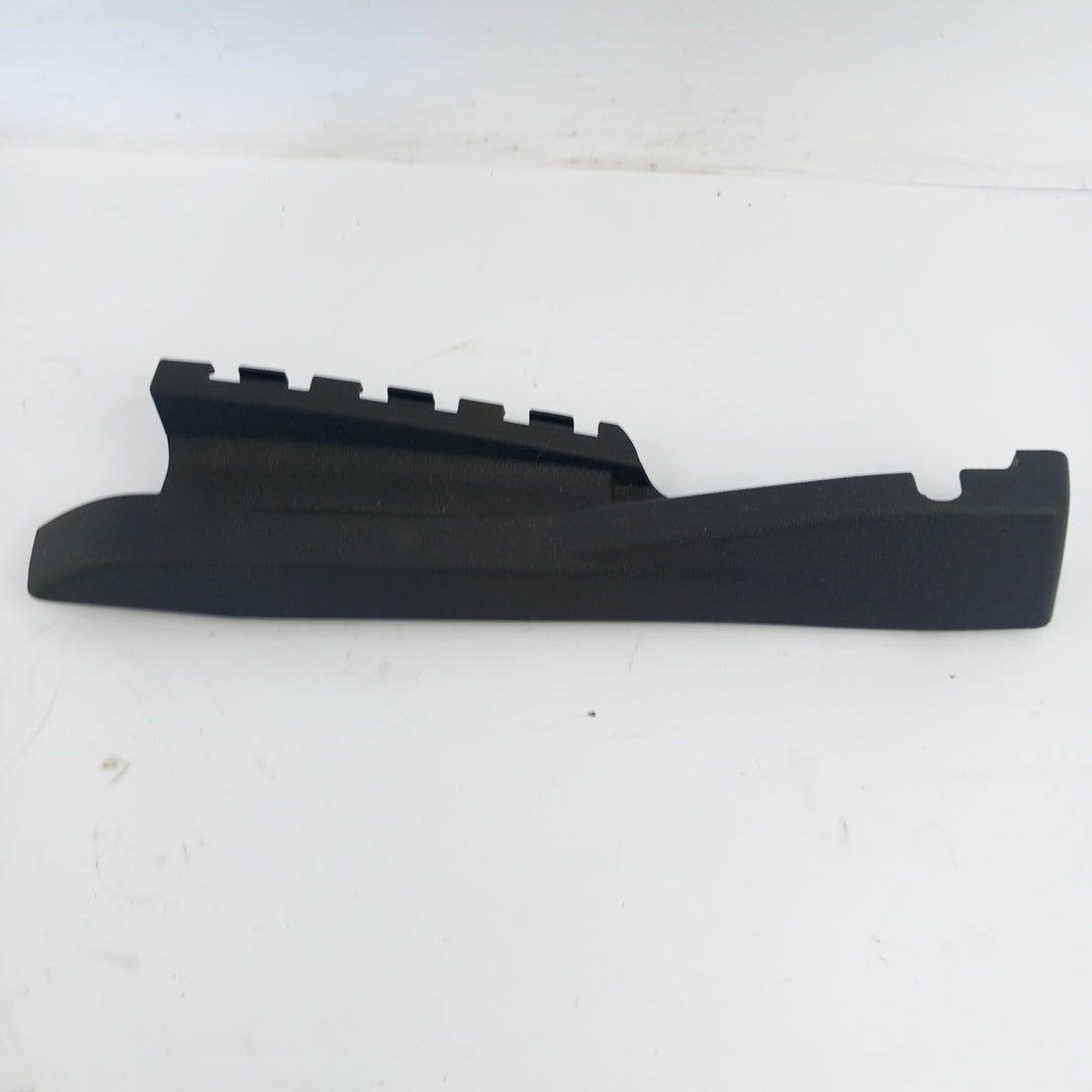 Пластмаса седалка предна лява релса Opel Meriva B