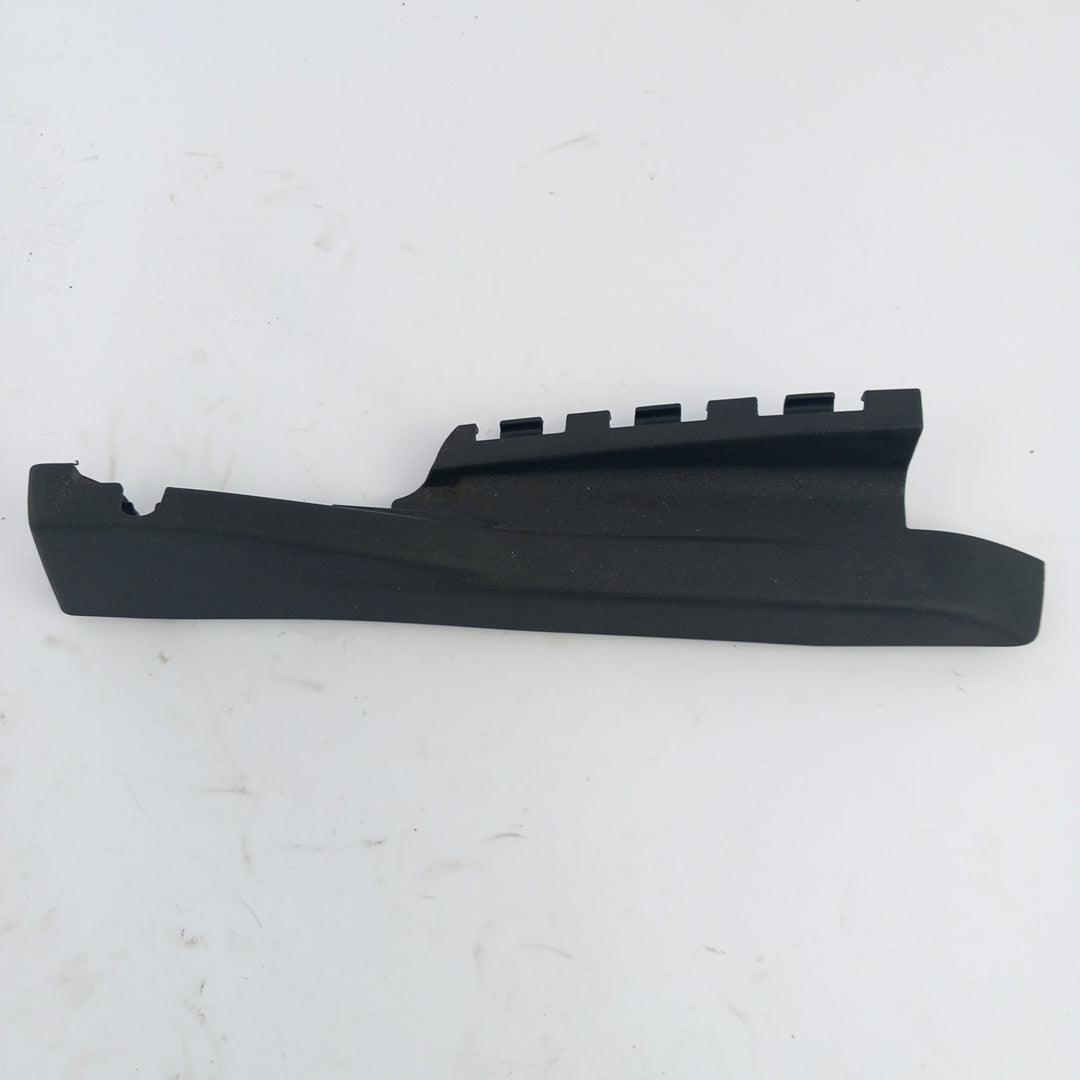 Пластмаса седалка предна дясна релса Opel Meriva B