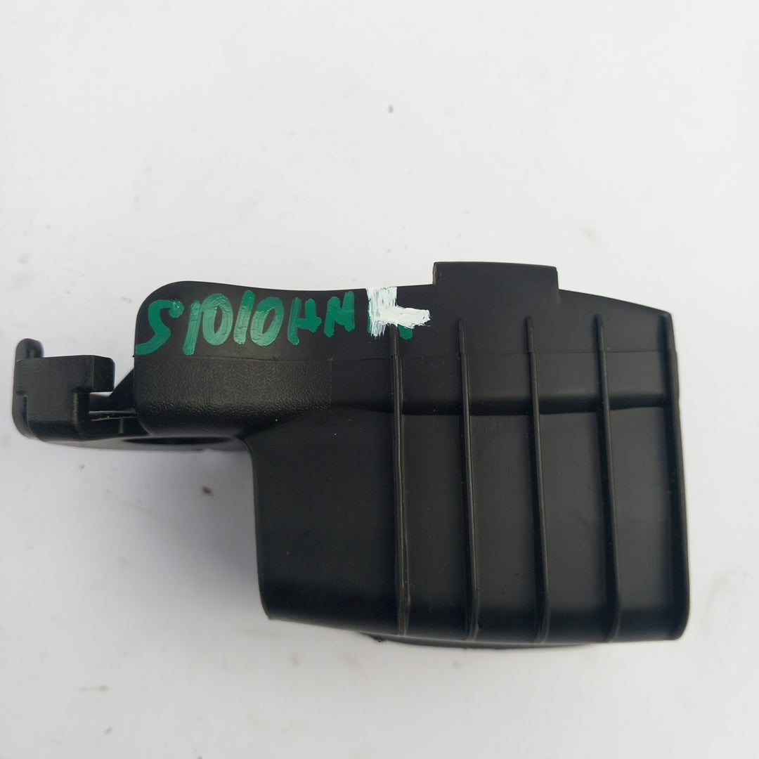 Капак ключалка предпазен колан дясна страна задна седалка черен Opel Meriva B