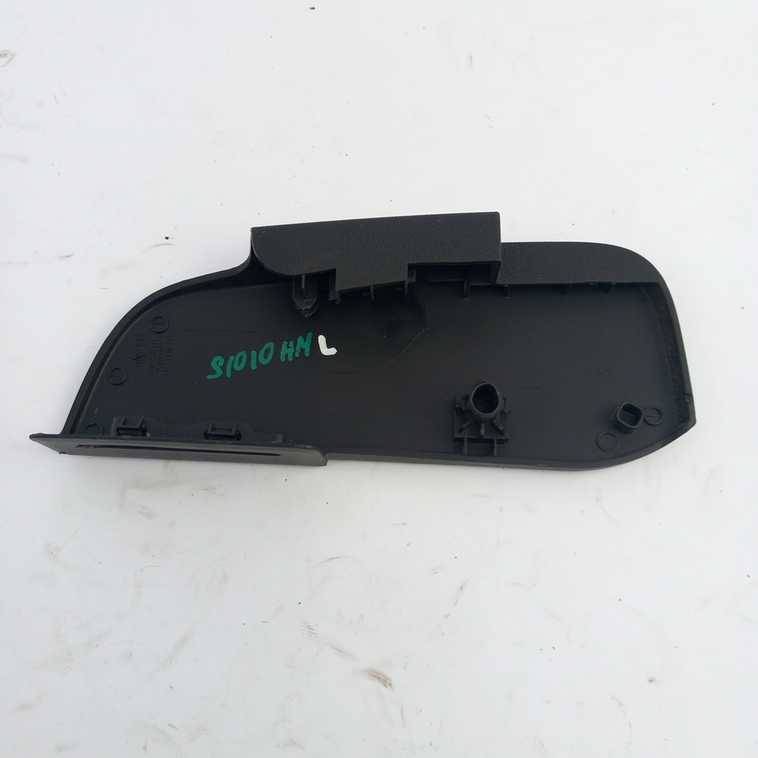 Пластмаса капак ляв задна средна седалка черно Opel Meriva B