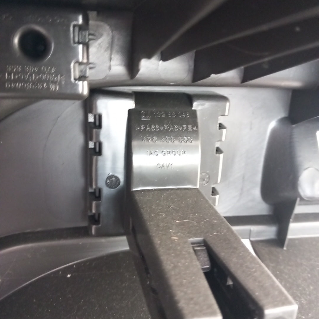 Кора багажник лява стена черно Opel Meriva B