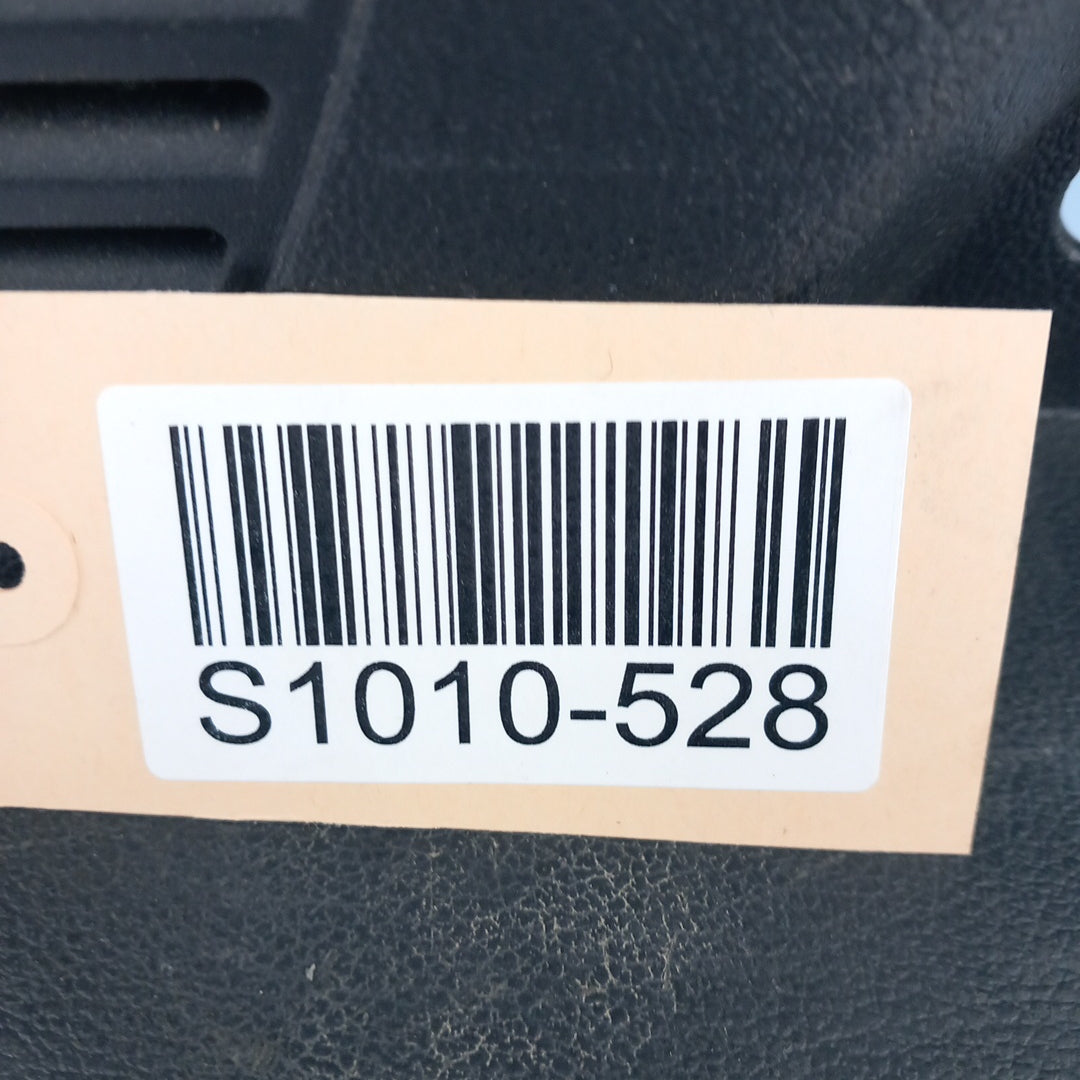 Кора багажник лява стена черно Opel Meriva B