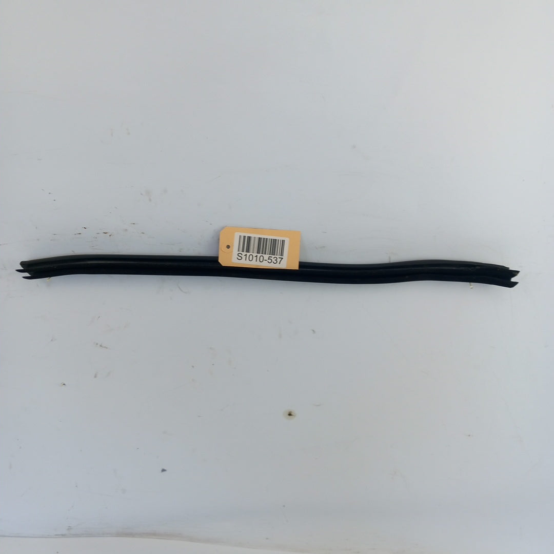 Лайстна стъкло на врата задна дясна вътрешна Opel Meriva B