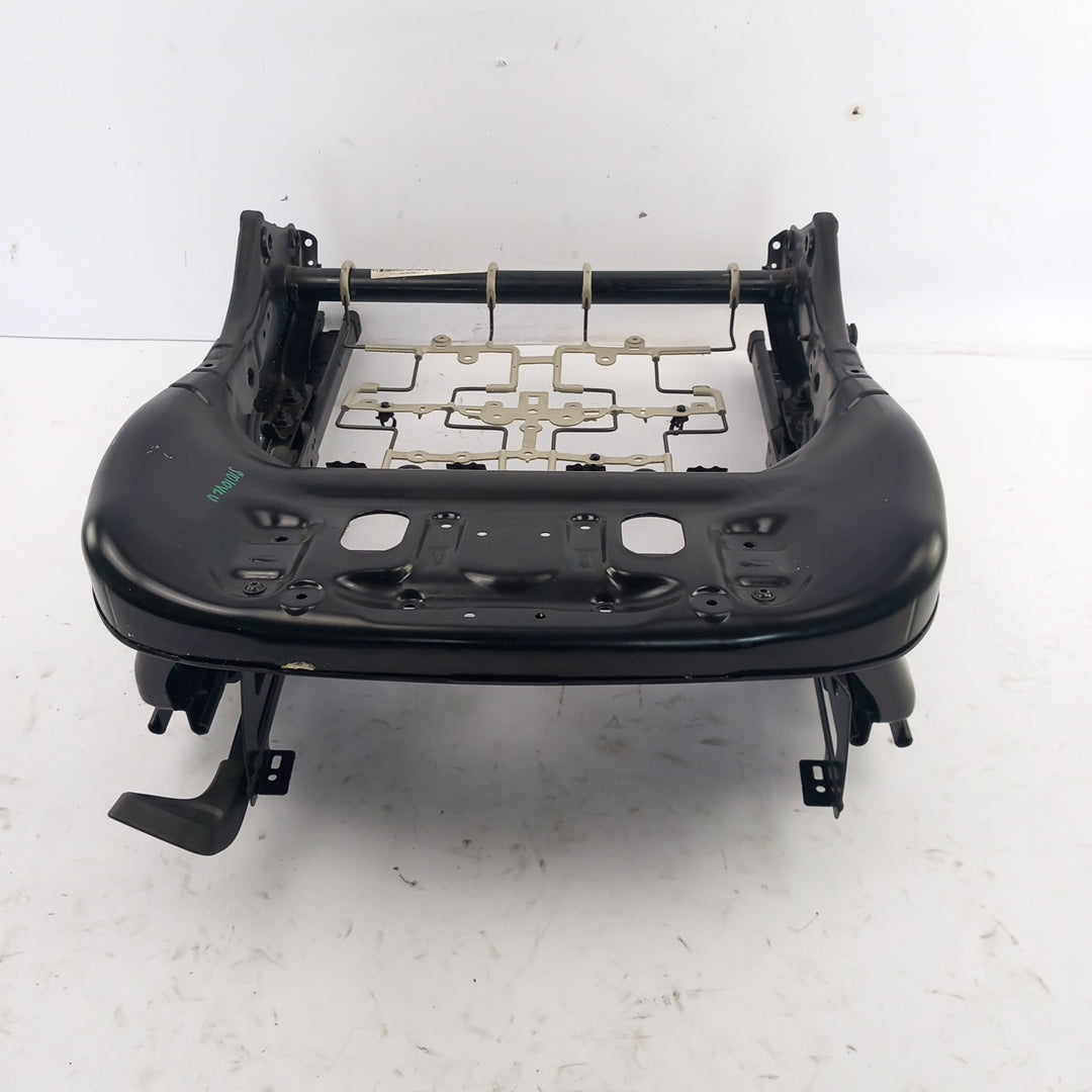 Конзола седалка предна лява RHD Opel Meriva B