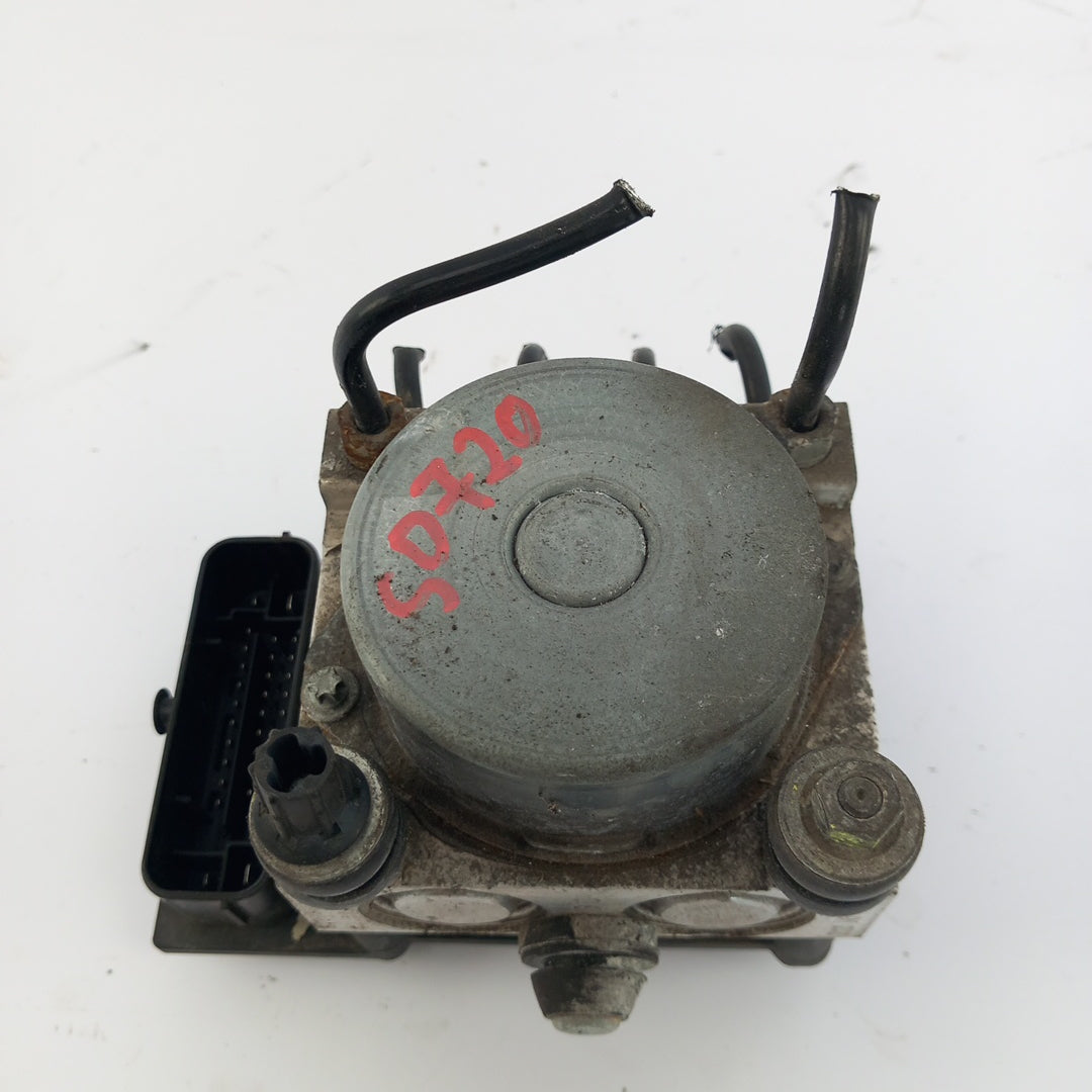 Помпа блок ABS FE Opel Corsa D 1,4 A14XER