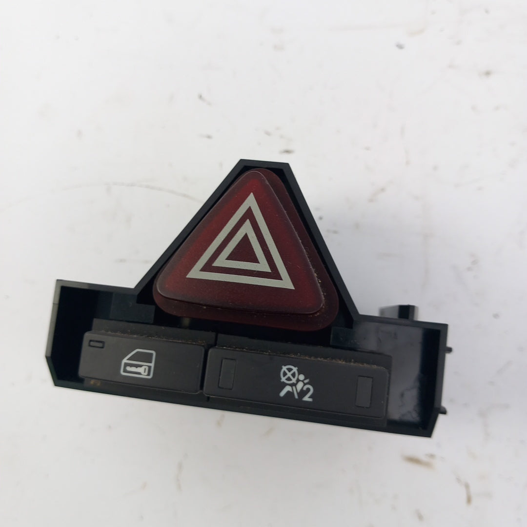 Бутон аварийни светлини централно заключване Opel Corsa D