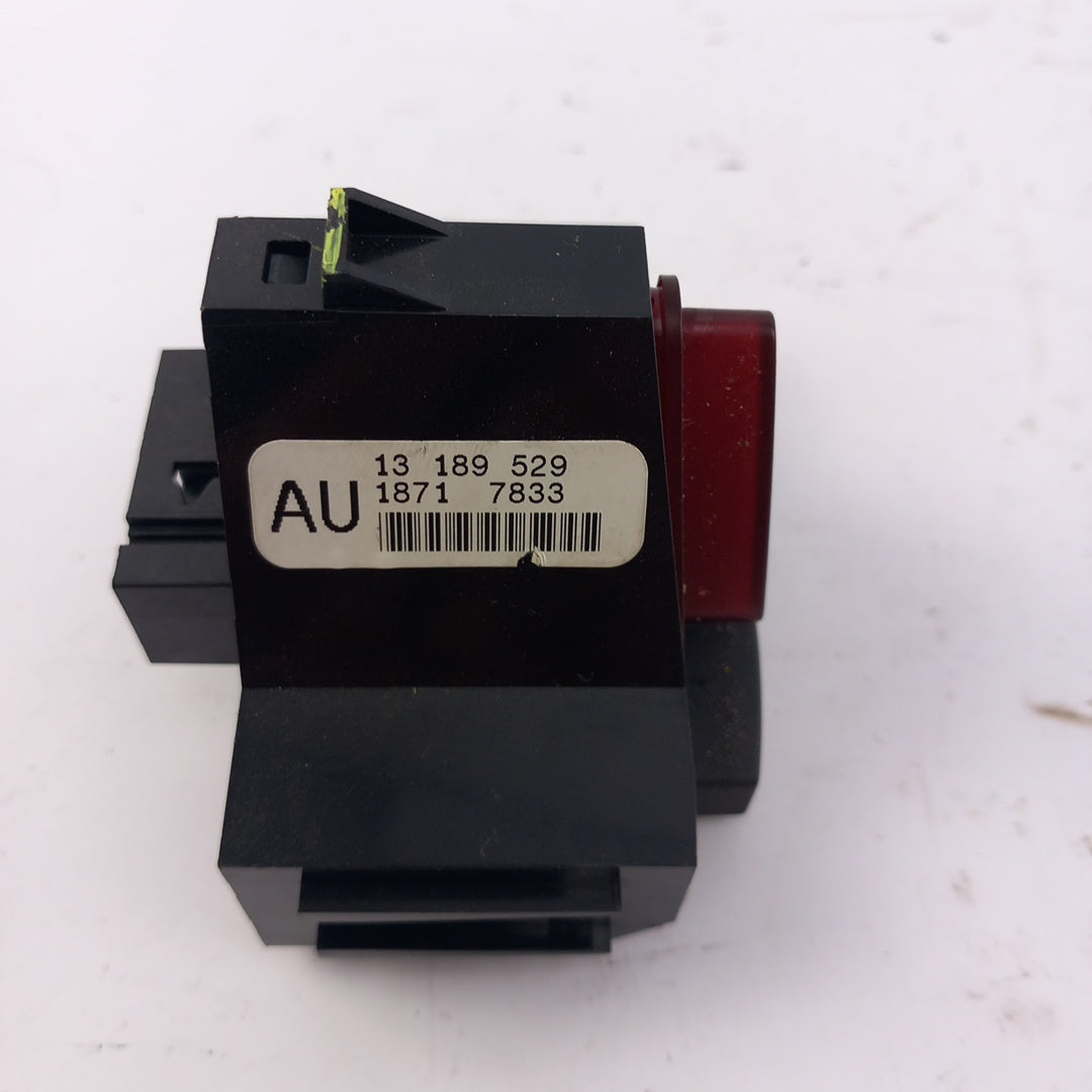 Бутон аварийни светлини централно заключване Opel Corsa D