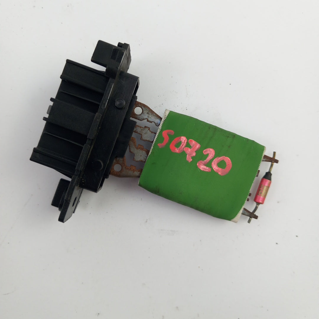 Резистор регулатор вентилатор Opel Corsa D