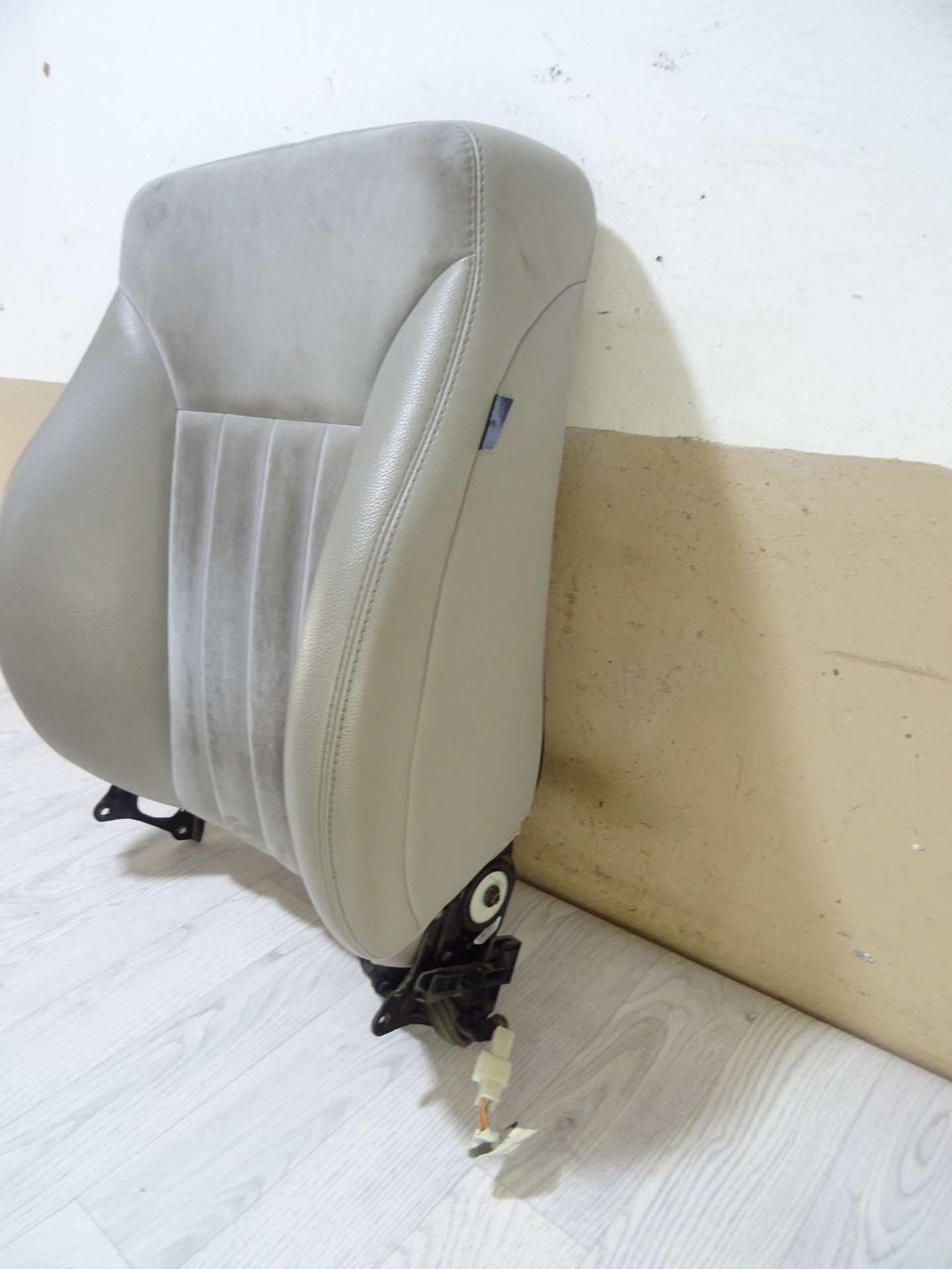Облегалка седалка шофьорска седалка отопление на седалка алпака сива предна лява Mercedes W164 W251