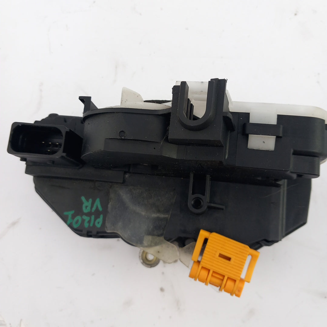 Брава централно заключване предна дясна врата Opel Zafira C Tourer