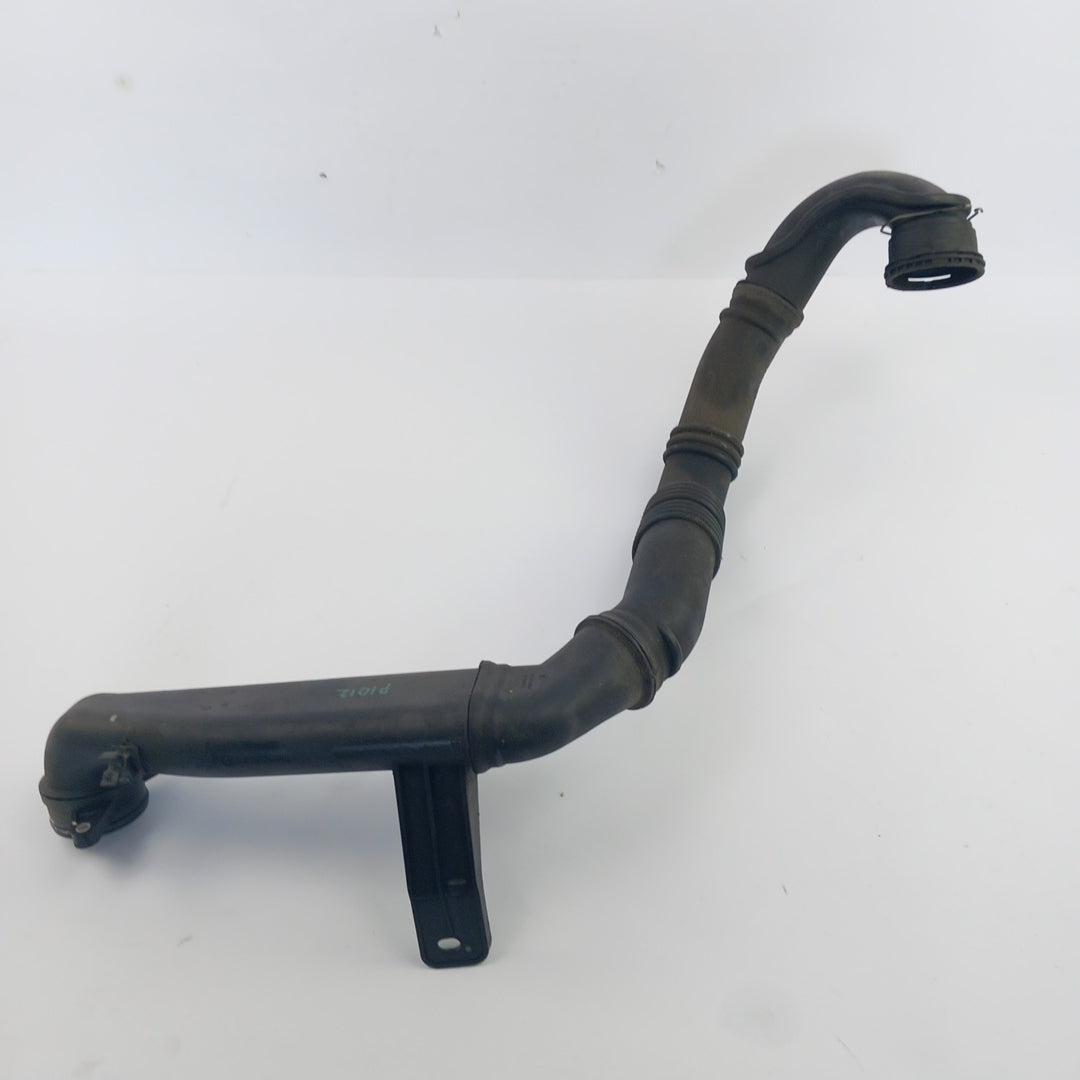 Маркуч интеркулер изход Opel Astra J 2,0 CDTI A20DTH