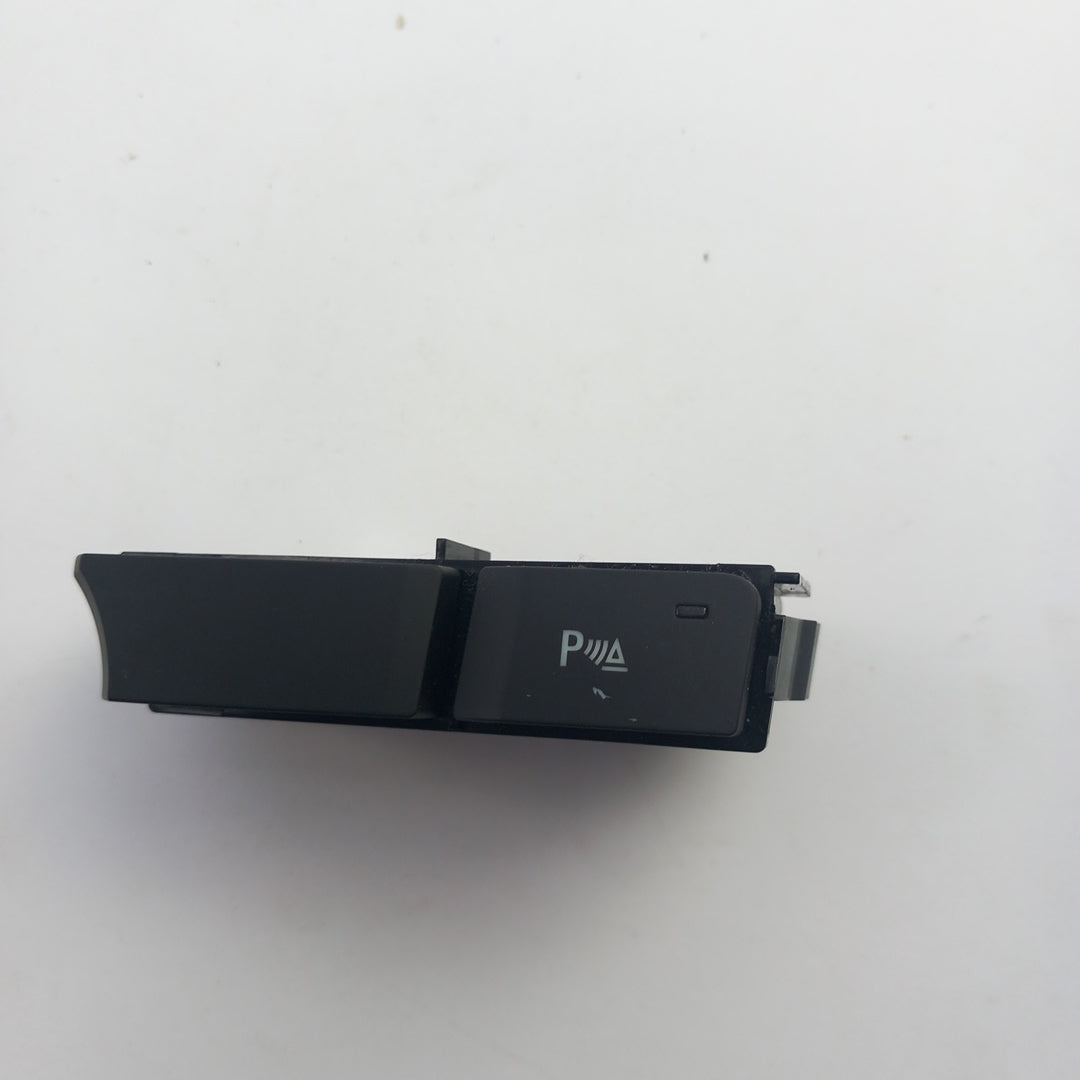 Бутон парктроник Opel Meriva B