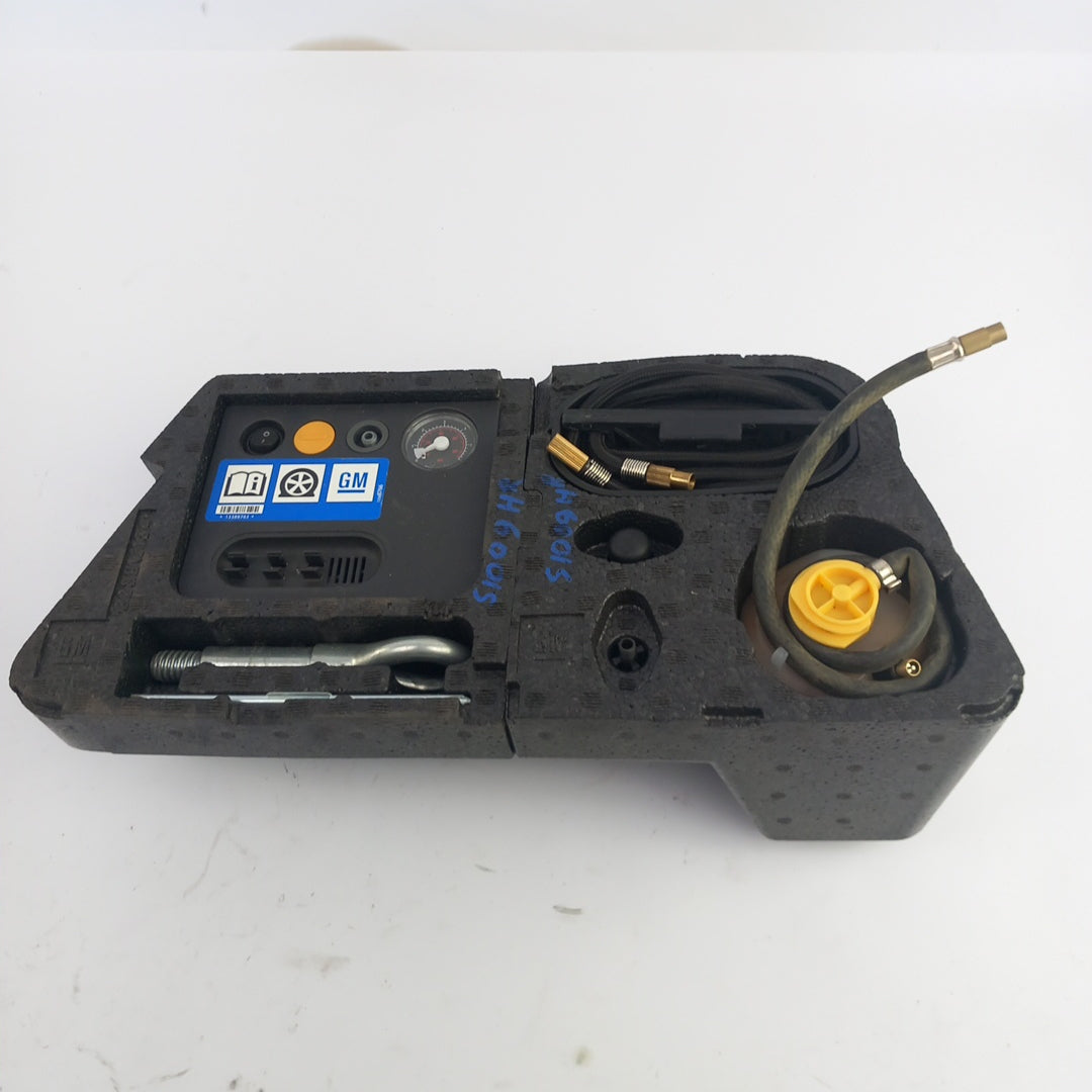 Комплект спукана гума компресор Opel Meriva B