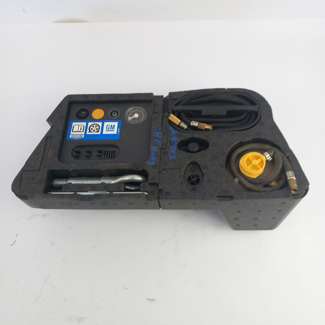 Комплект спукана гума компресор Opel Meriva B