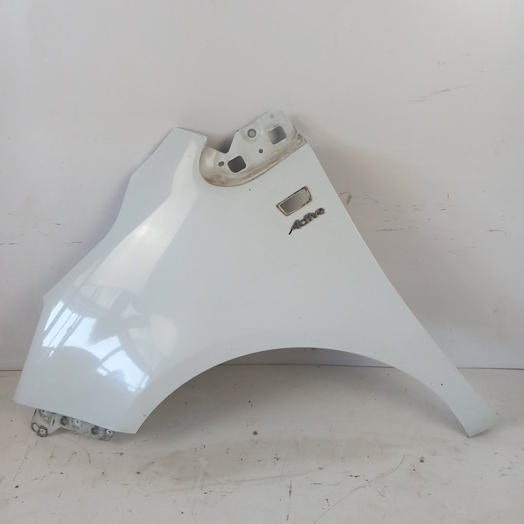 Калник преден ляв Z474 Бяло Opel Meriva B