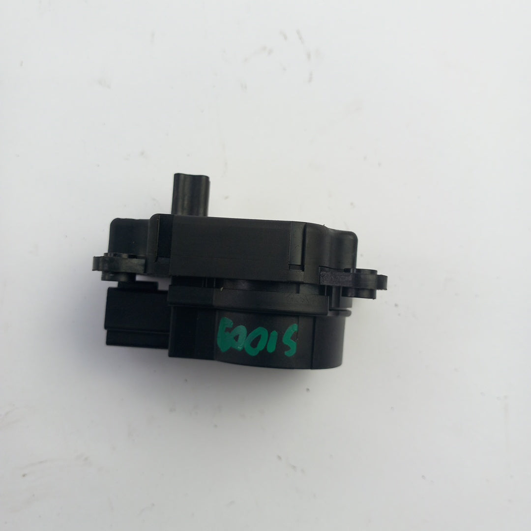 Моторче клапи климатик/парно 13372987 Opel Meriva B