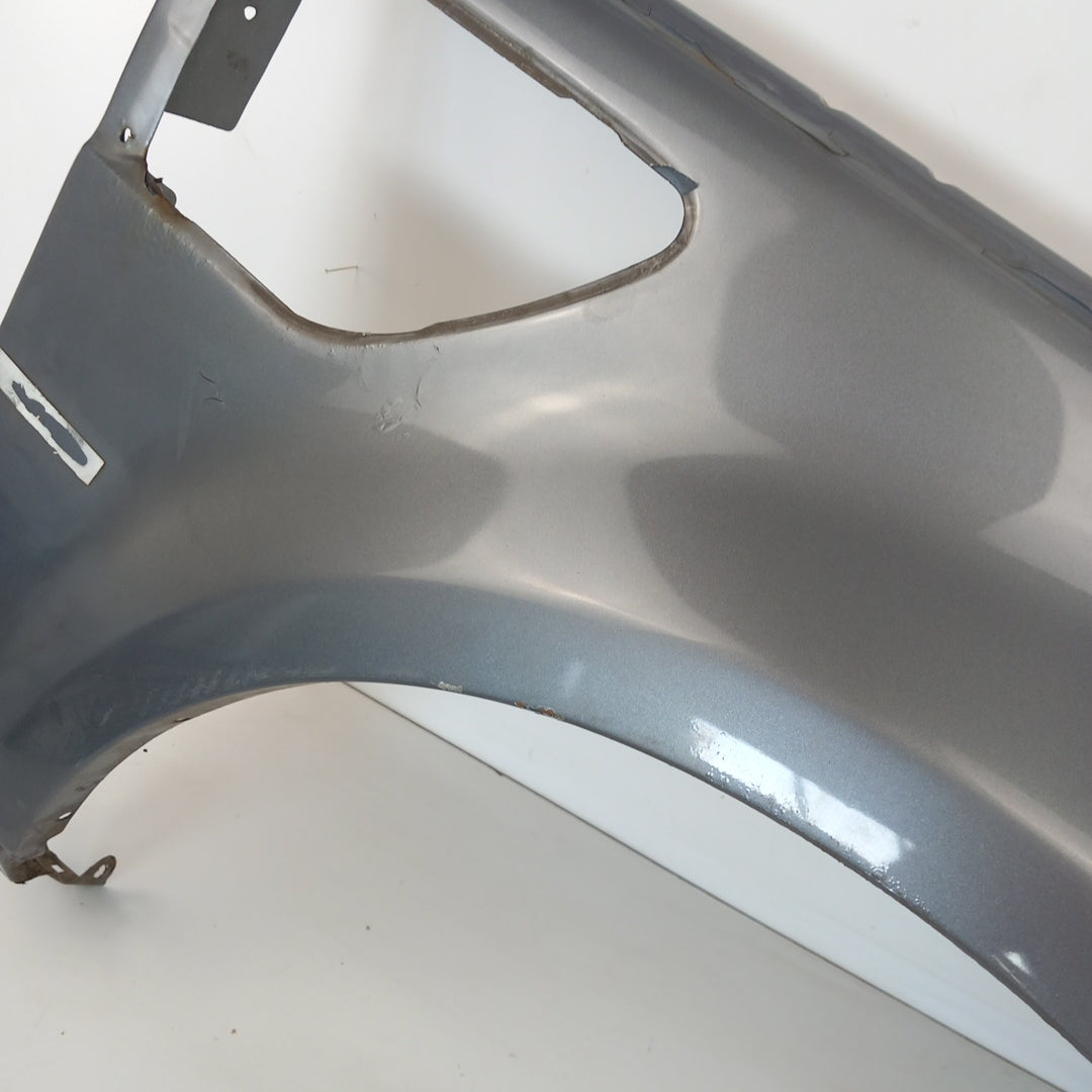 Калник преден десен сив Range Rover Sport L320 Facelift след 2010