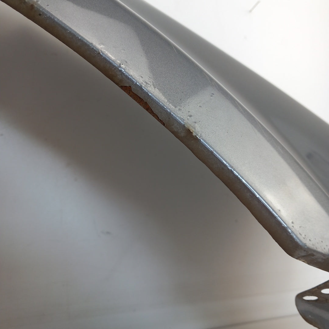 Калник преден десен сив Range Rover Sport L320 Facelift след 2010