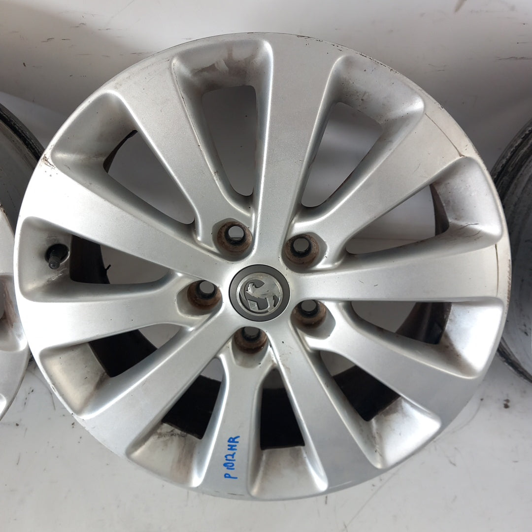 Комплект 17" цола алуминиеви джанти 7Jx17 5x115 IS44 Opel Astra J