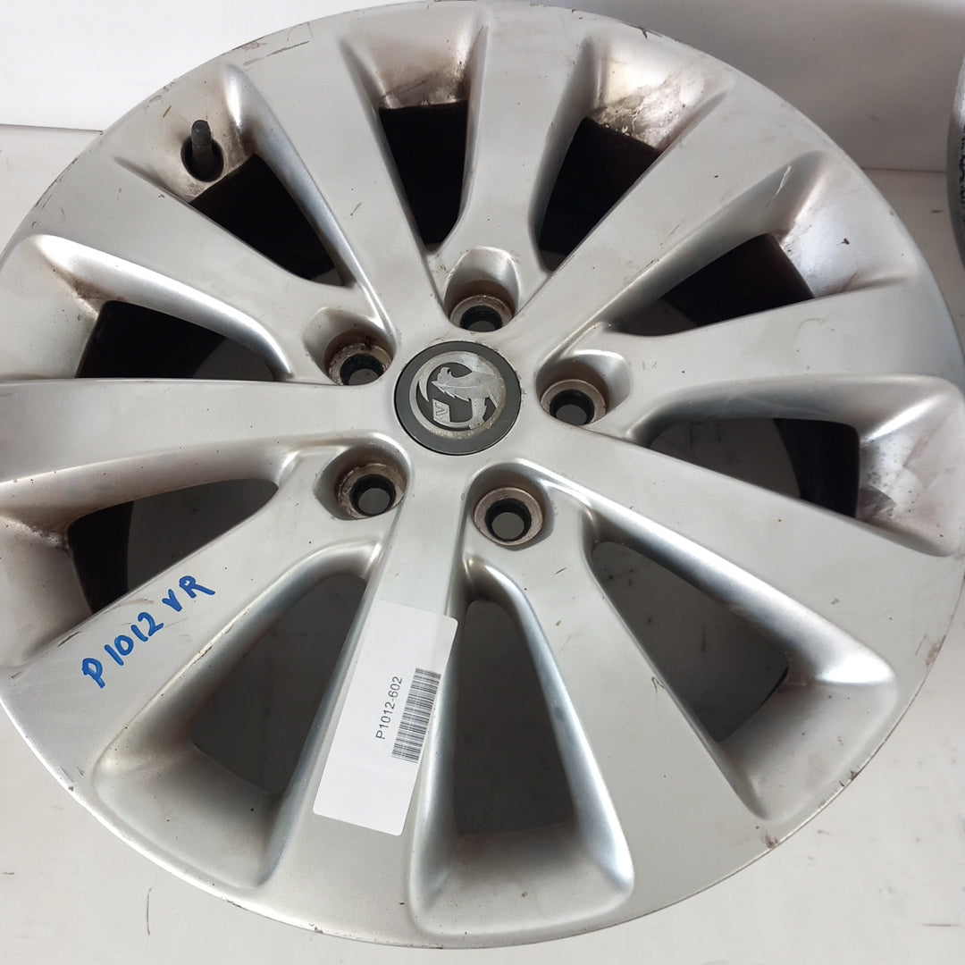 Комплект 17" цола алуминиеви джанти 7Jx17 5x115 IS44 Opel Astra J