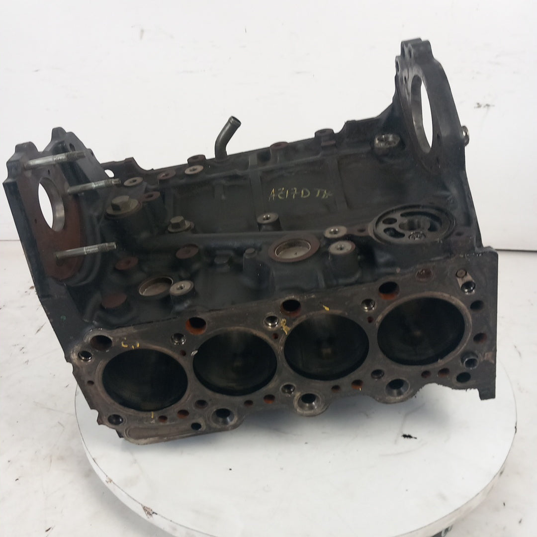 Блок двигател с дефект за РЕМОНТ Z17DTH Opel Astra H 1,7 CDTI