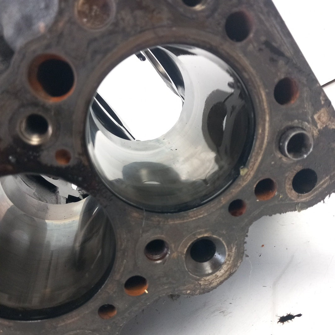 Блок двигател с дефект за РЕМОНТ Z17DTH Opel Astra H 1,7 CDTI