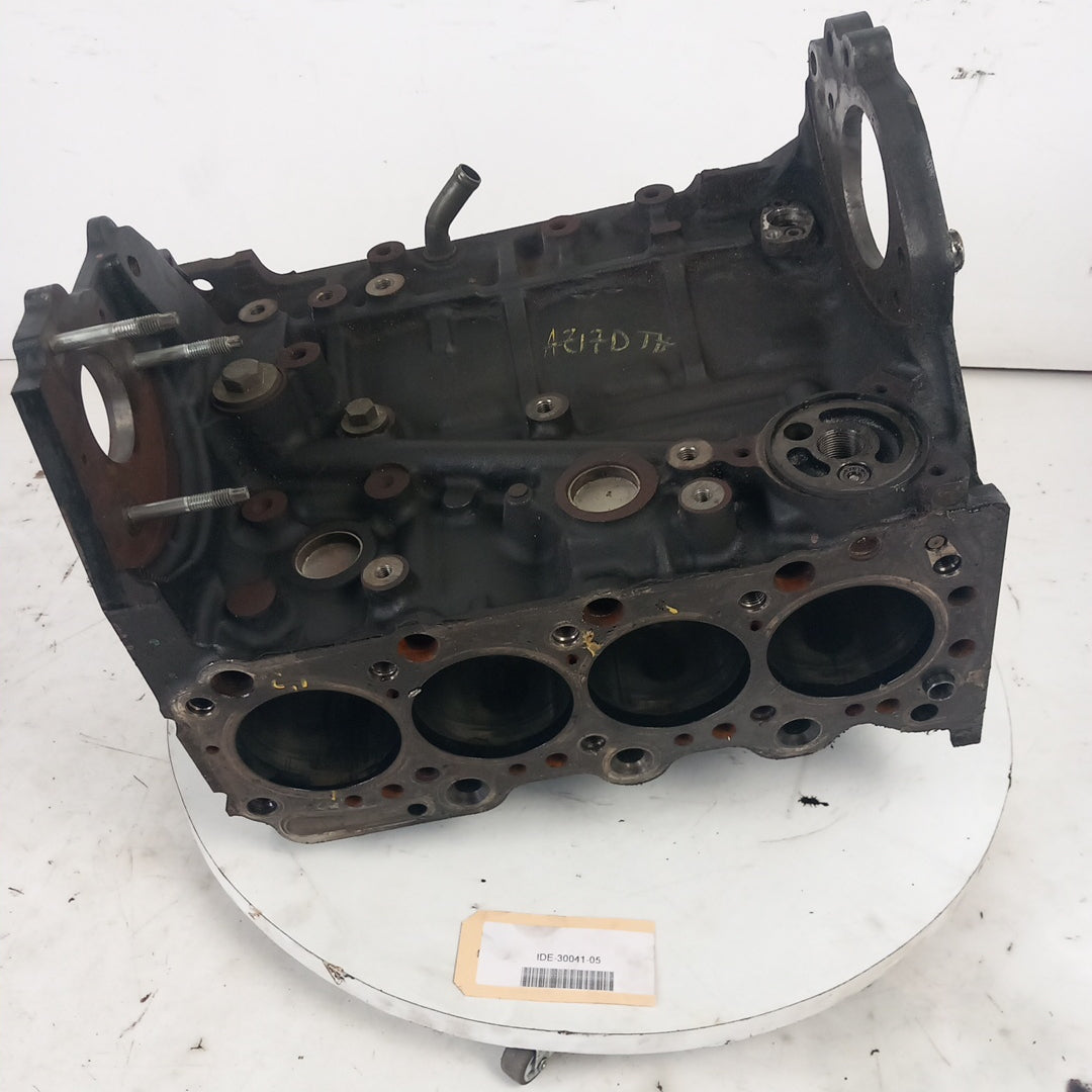 Блок двигател с дефект за РЕМОНТ Z17DTH Opel Astra H 1,7 CDTI
