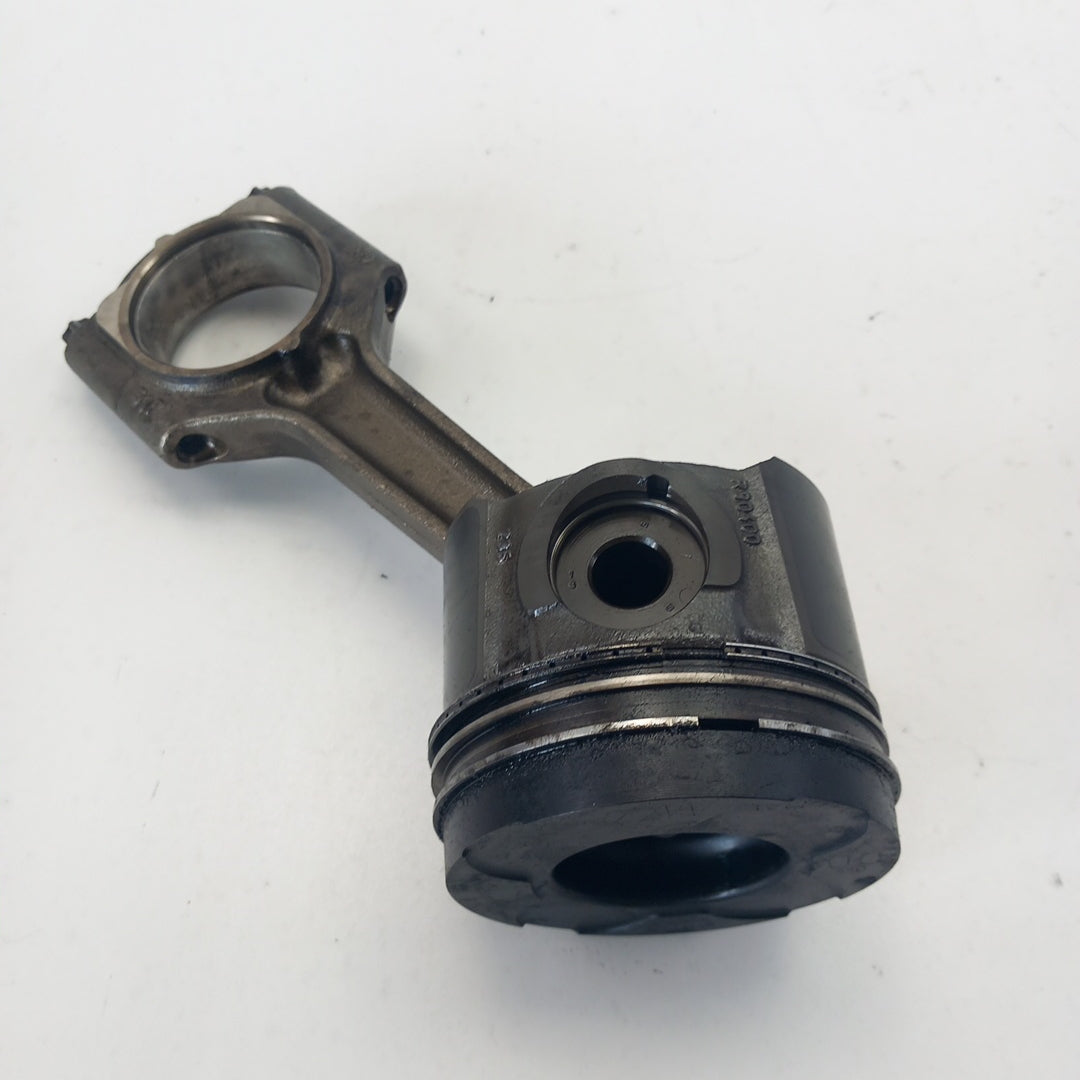 Бутало с биела Y22DTR Opel Vectra B/C Signum 2,2 DTI