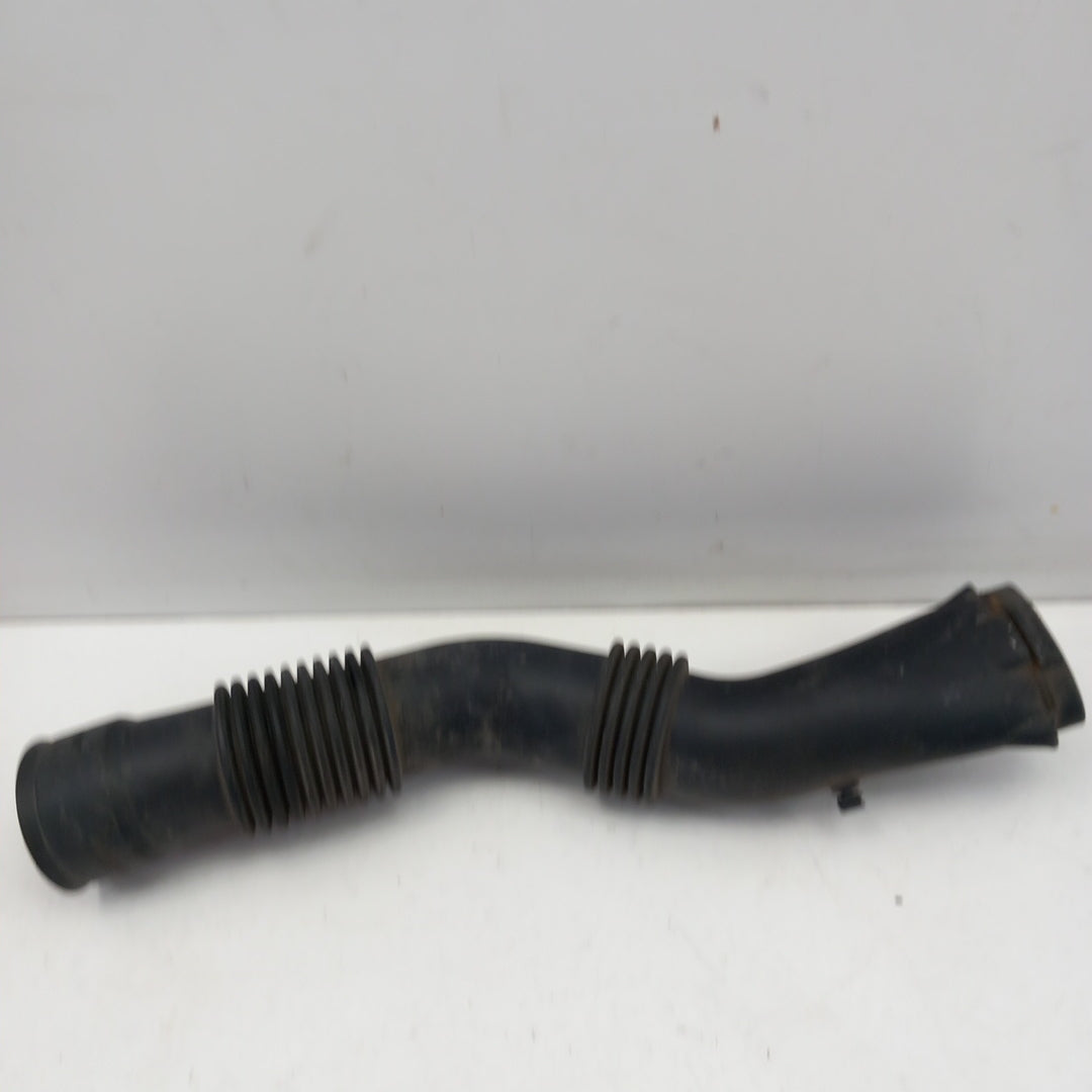 Въздуховод тръба въздух LSA667 Dacia Duster I HS 1,5 dCi K9KJ896