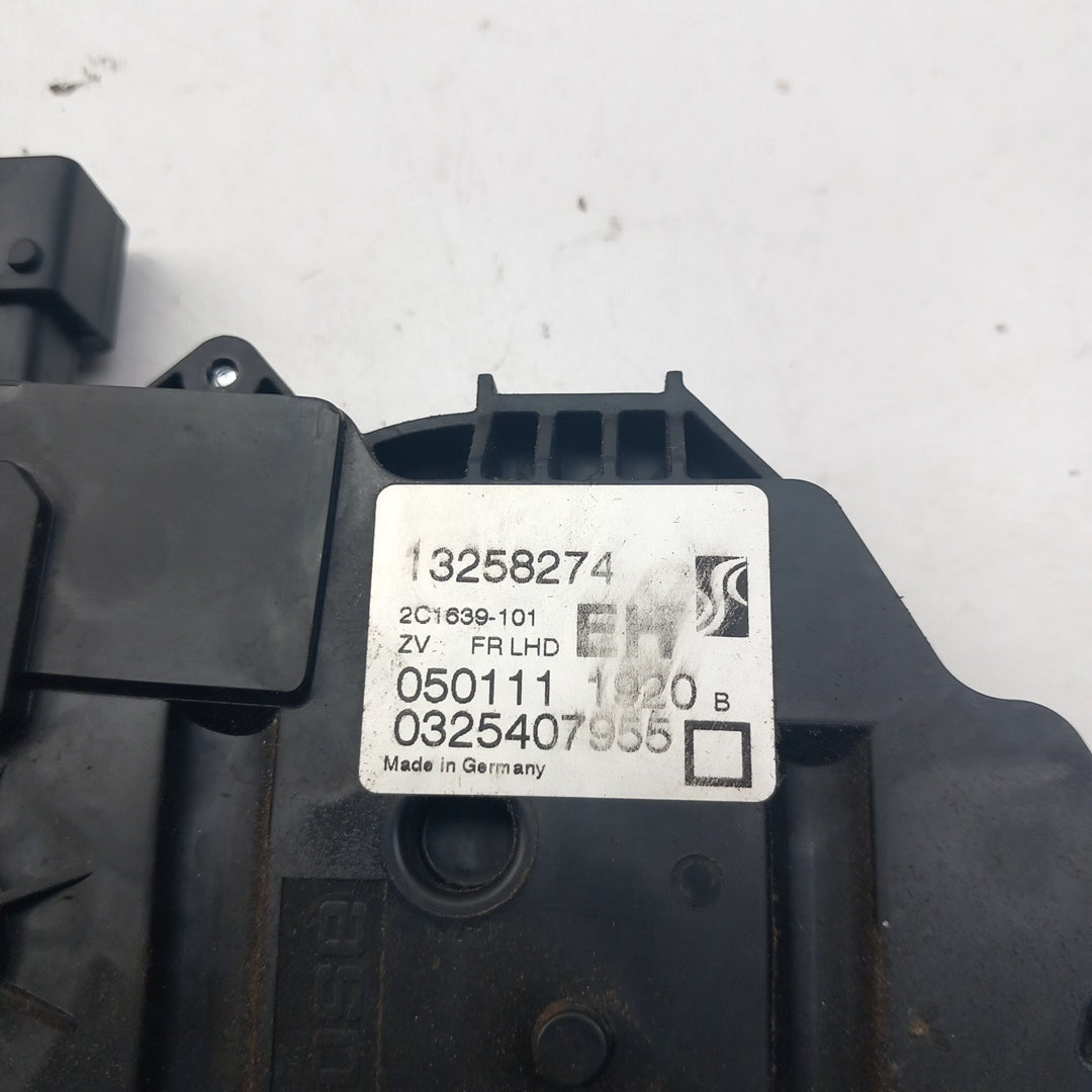 Брава централно заключване предна дясна врата EH Opel Meriva B