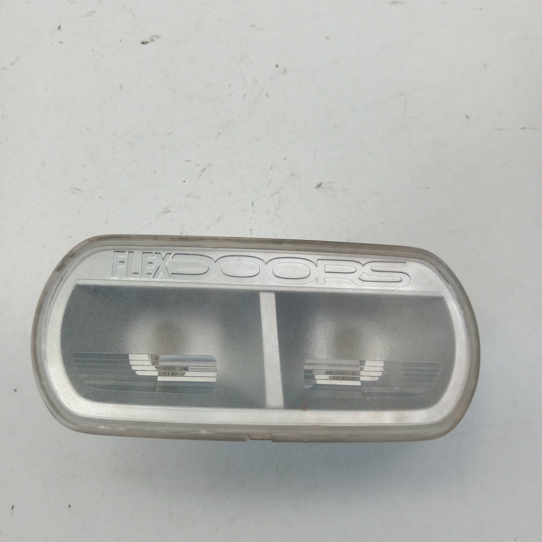 Плафон осветление врата задна лява дясна Opel Meriva B