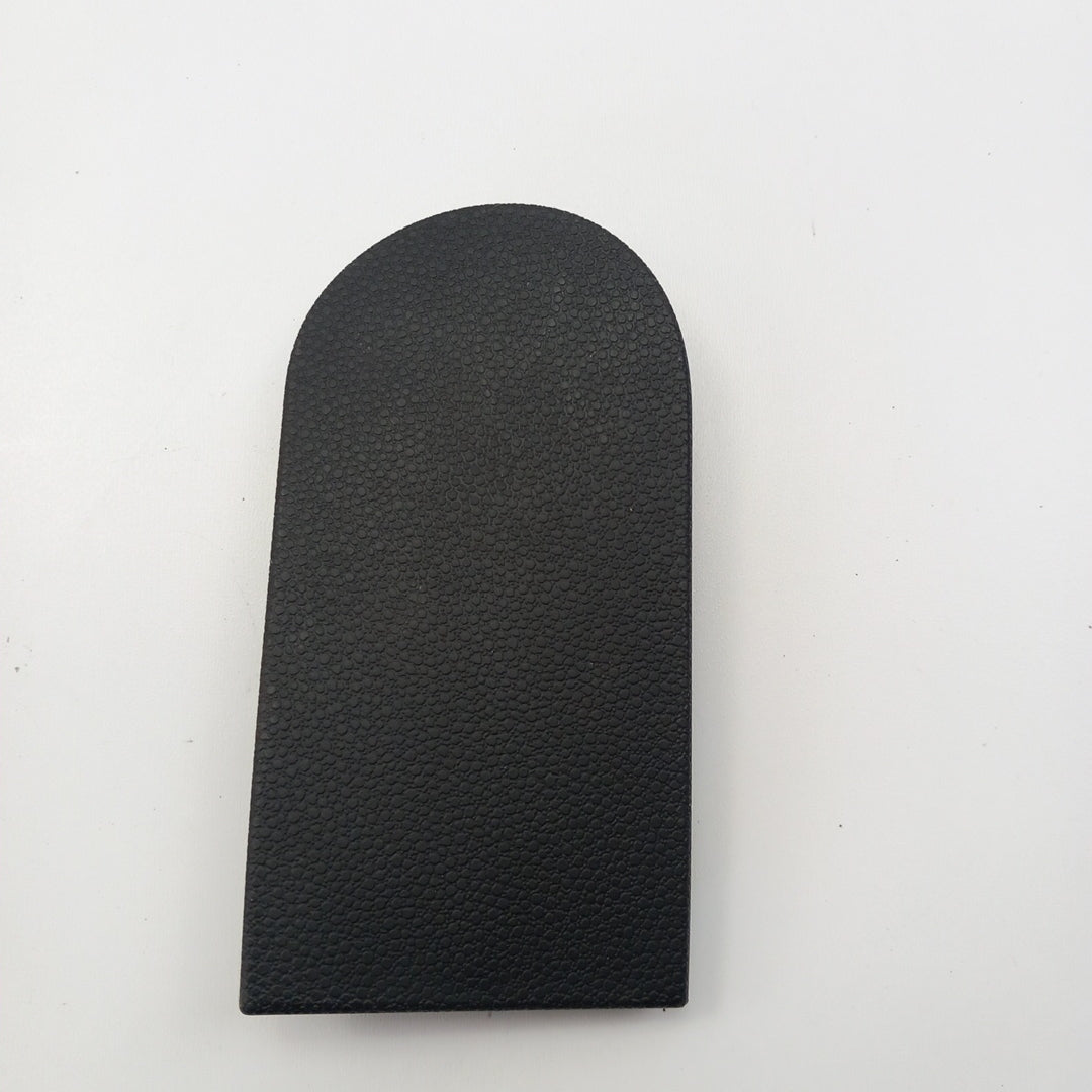 Капак десен декоративен задна седалка Opel Corsa E