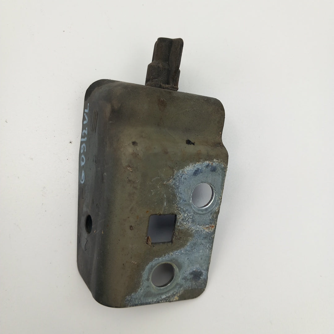 Носач ляв фар Opel Insignia A